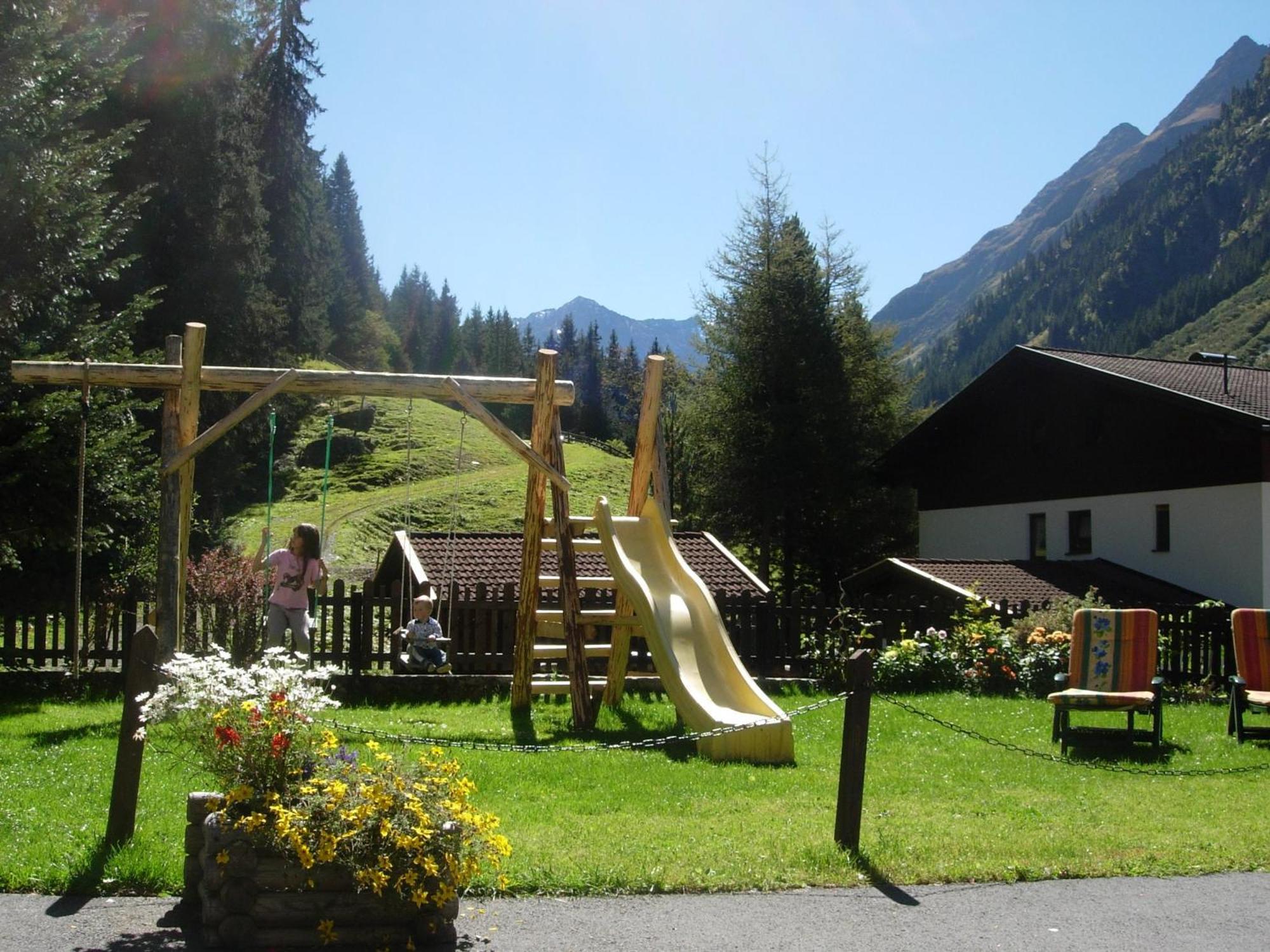 Haus Waldheim Sankt Leonhard im Pitztal Exterior foto